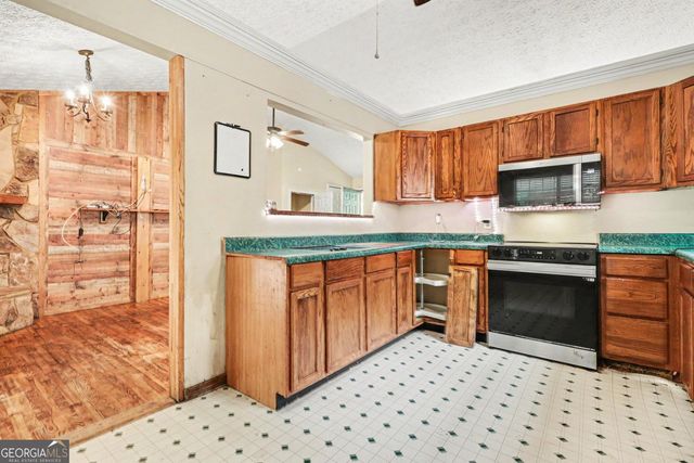 24 Amberidge Drive NW, Cartersville, GA 30121