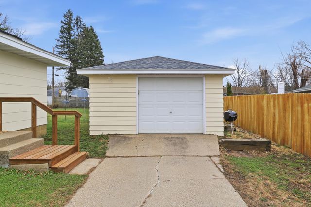 14660 Danbury Avenue W, Rosemount, MN 55068