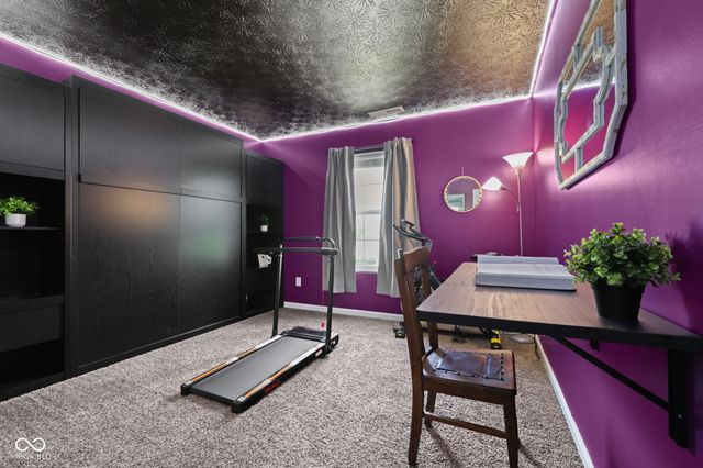 2317 Shadow Trace Way, Greenwood, IN 46143