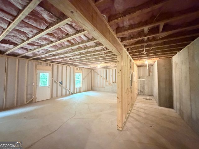 365 Chestnut Chase, Hoschton, GA 30548