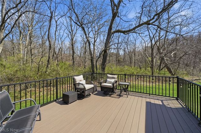 1581 Mud Brook Court, Akron, OH 44313