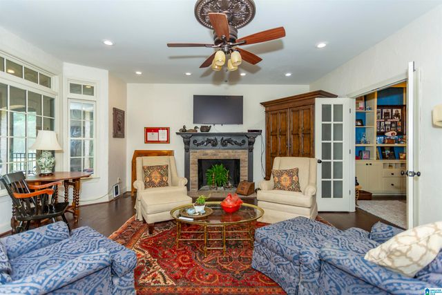 6035 BLUE BIRD LANE, Leeds, AL 35094
