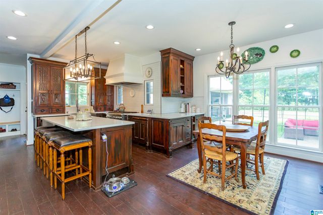 6035 BLUE BIRD LANE, Leeds, AL 35094