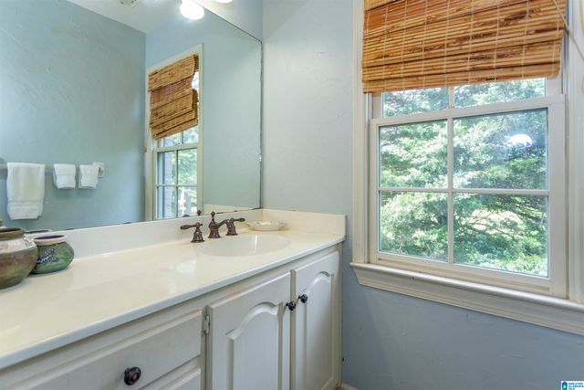 6035 BLUE BIRD LANE, Leeds, AL 35094