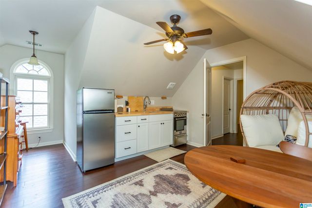 6035 BLUE BIRD LANE, Leeds, AL 35094