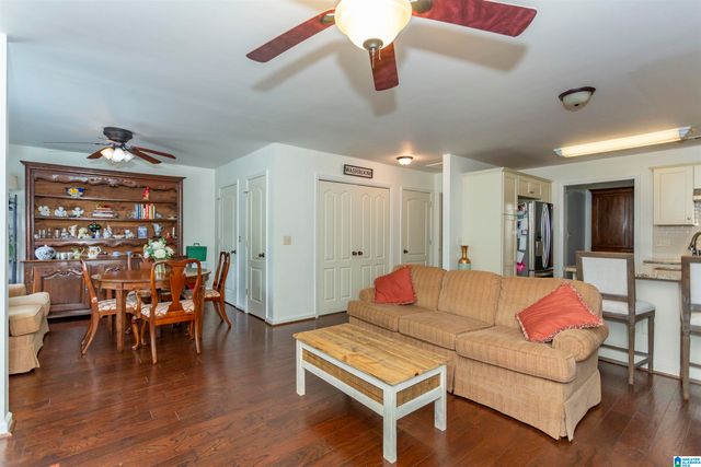 6035 BLUE BIRD LANE, Leeds, AL 35094