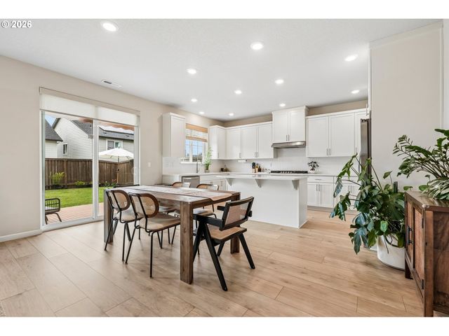 12535 Sw LAPWING Ter, Beaverton, OR 97007