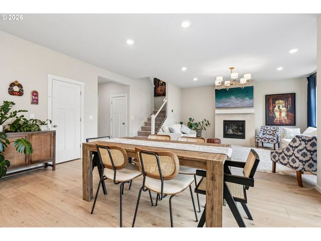 12535 Sw LAPWING Ter, Beaverton, OR 97007