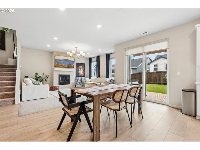 12535 Sw LAPWING Ter, Beaverton, OR 97007