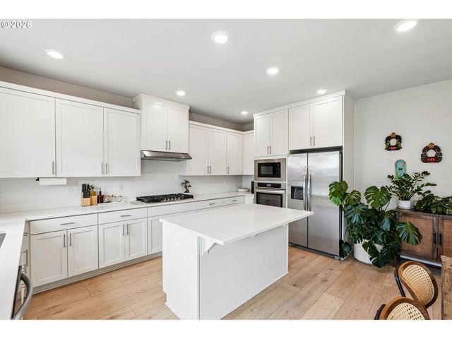 12535 Sw LAPWING Ter, Beaverton, OR 97007