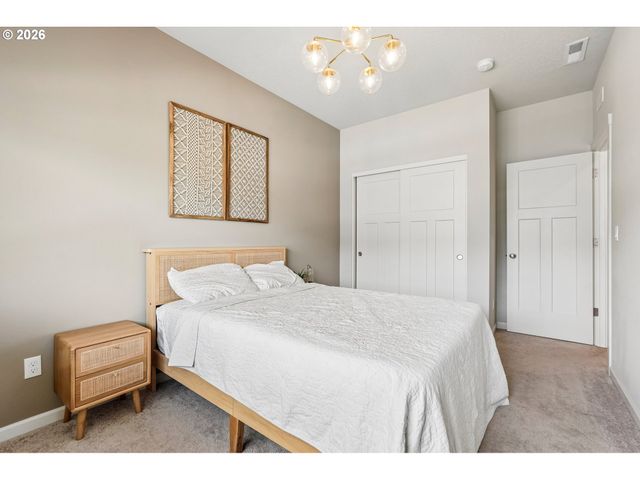 12535 Sw LAPWING Ter, Beaverton, OR 97007
