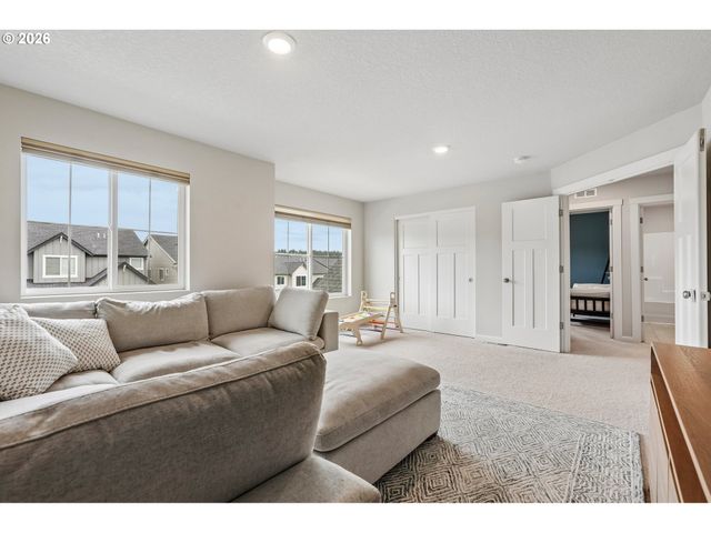 12535 Sw LAPWING Ter, Beaverton, OR 97007