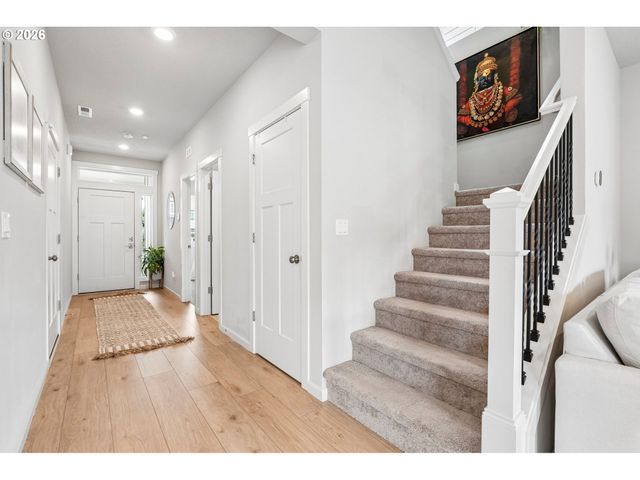 12535 Sw LAPWING Ter, Beaverton, OR 97007
