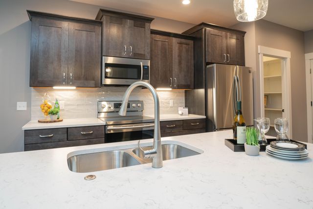 9421 Sassafras Trail 76, Portage City, MI 49002