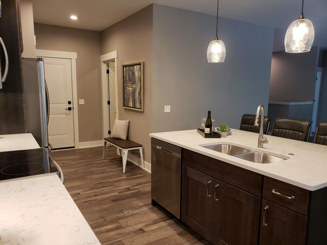 9421 Sassafras Trail 76, Portage City, MI 49002