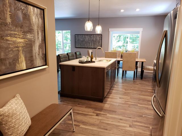 9421 Sassafras Trail 76, Portage City, MI 49002