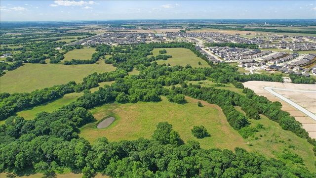 4196 County Road 1001, Mckinney, TX 75071