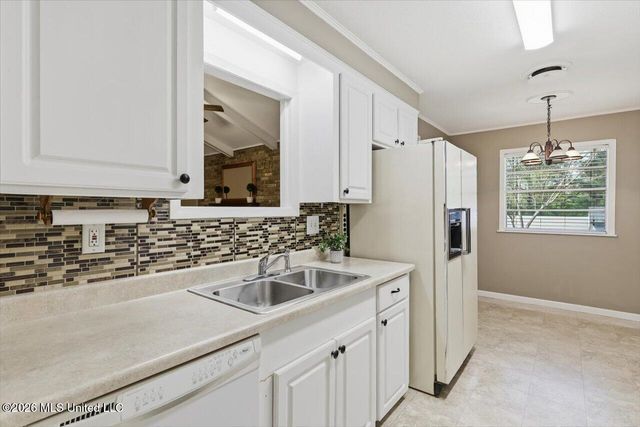 517 Cindy Lane, Pearl, MS 39208