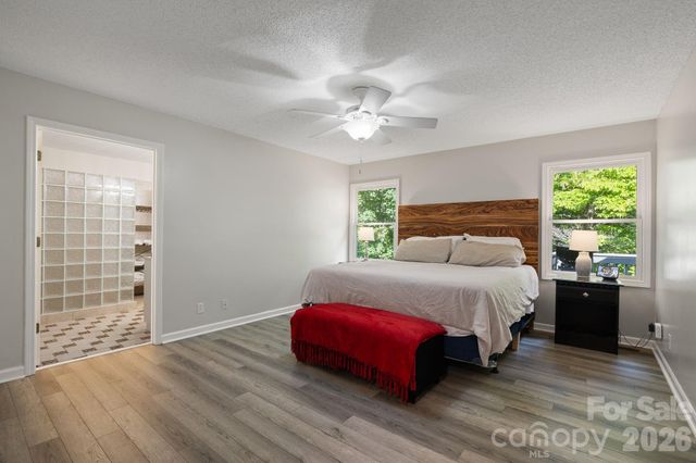 42 Gaston Mountain Road, Asheville, NC 28806
