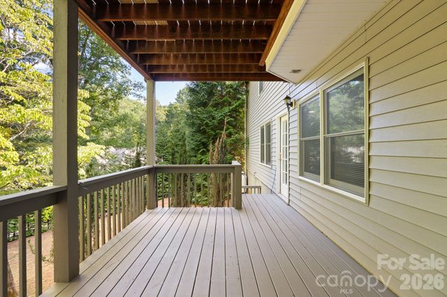 42 Gaston Mountain Road, Asheville, NC 28806