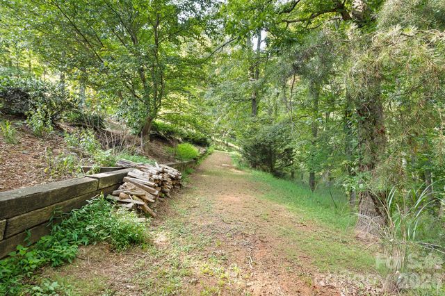 42 Gaston Mountain Road, Asheville, NC 28806