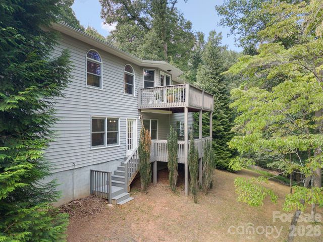 42 Gaston Mountain Road, Asheville, NC 28806