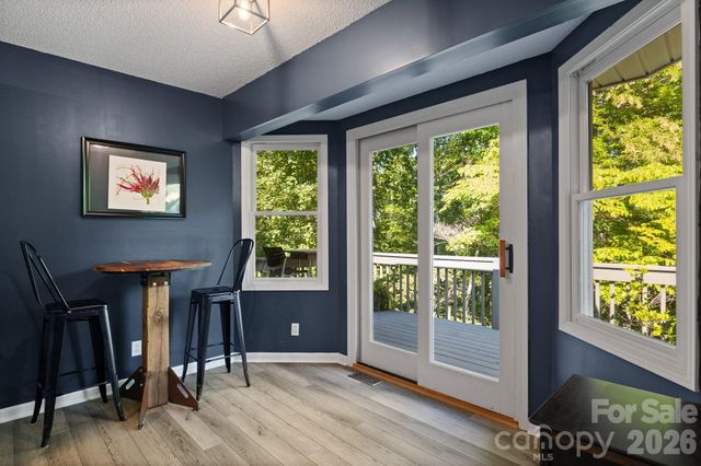 42 Gaston Mountain Road, Asheville, NC 28806