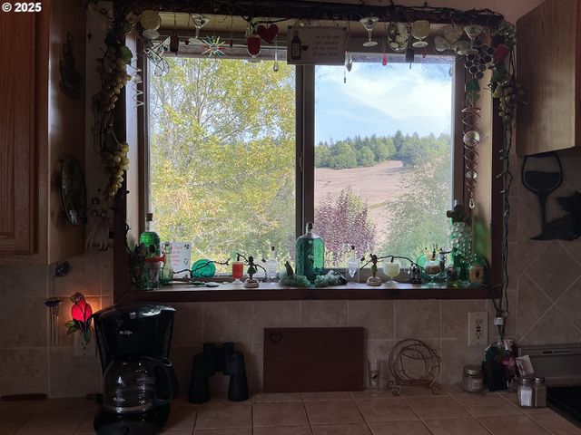 99608 S BANK CHETCO Rd, Brookings, OR 97415