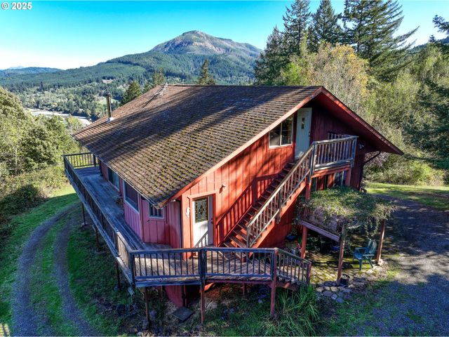 99608 S BANK CHETCO Rd, Brookings, OR 97415