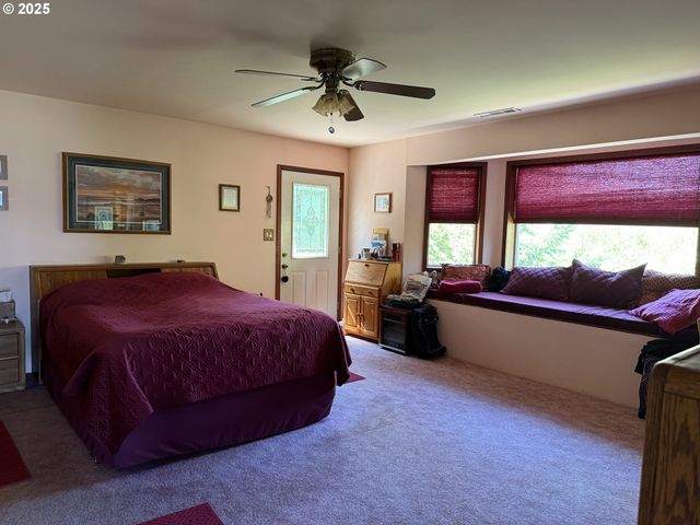 99608 S BANK CHETCO Rd, Brookings, OR 97415