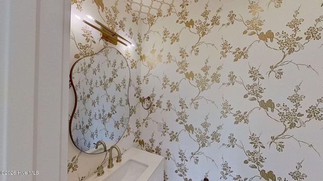 1001 Ecru Circle, New Bern, NC 28562