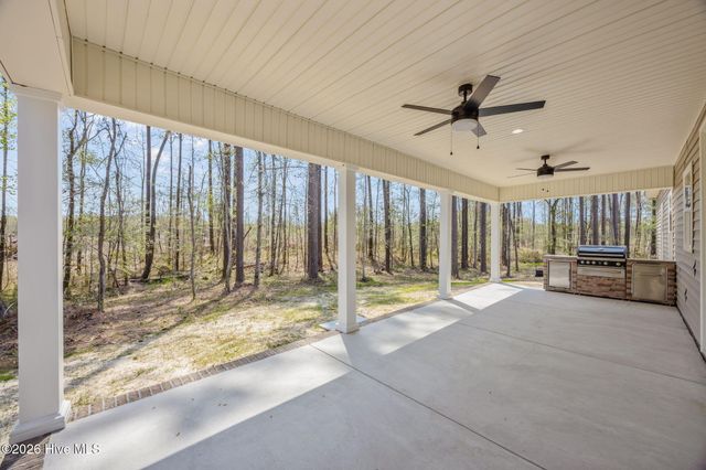 1001 Ecru Circle, New Bern, NC 28562