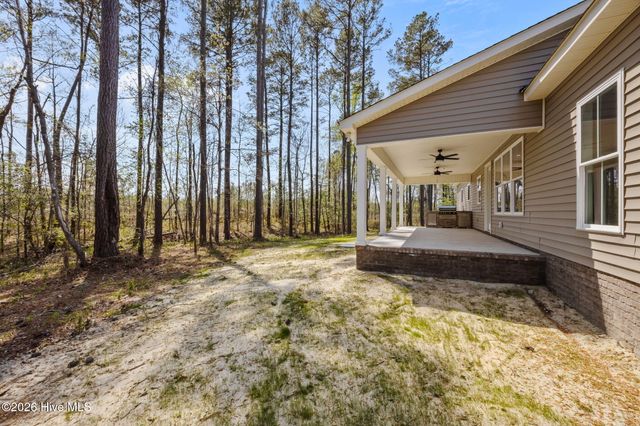 1001 Ecru Circle, New Bern, NC 28562