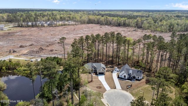 1001 Ecru Circle, New Bern, NC 28562