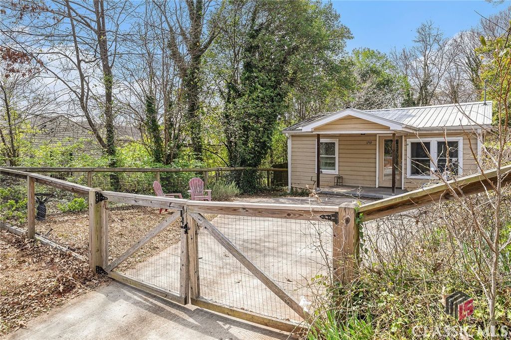 1759 W Hancock Avenue, Athens, GA 30606