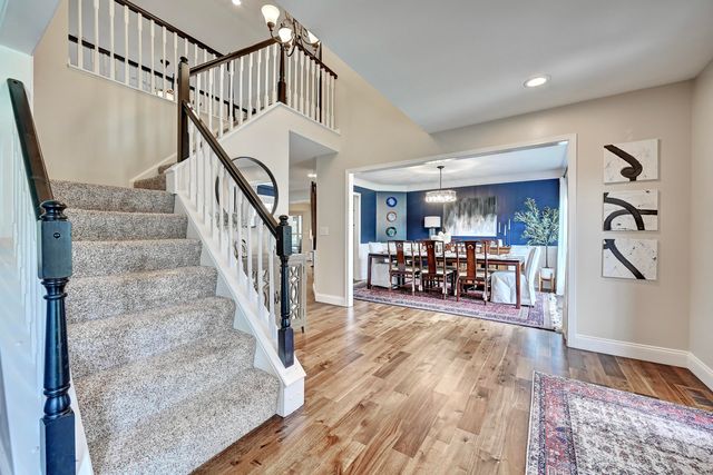 835 Crossings Drive, Crescent Springs, KY 41017