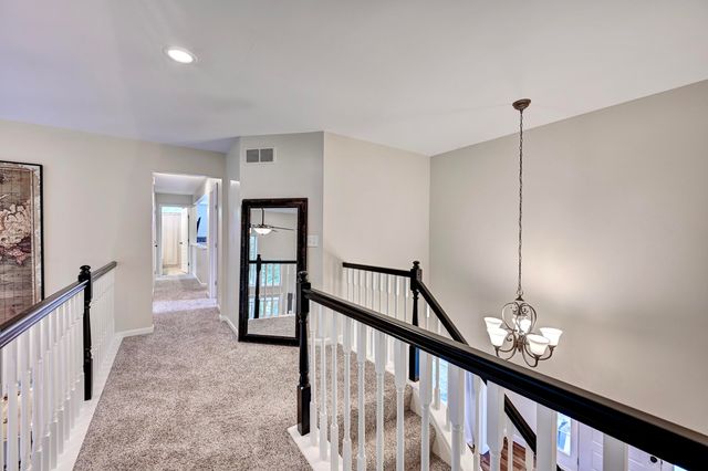 835 Crossings Drive, Crescent Springs, KY 41017