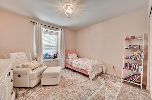 835 Crossings Drive, Crescent Springs, KY 41017