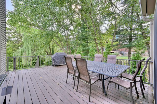 835 Crossings Drive, Crescent Springs, KY 41017