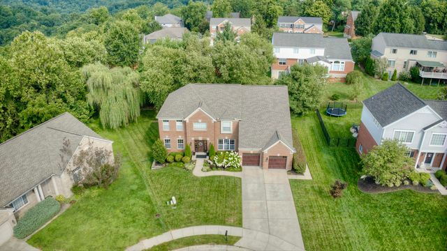 835 Crossings Drive, Crescent Springs, KY 41017
