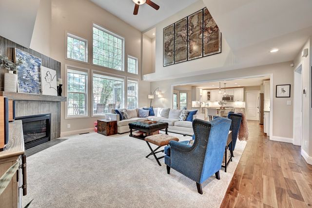 835 Crossings Drive, Crescent Springs, KY 41017