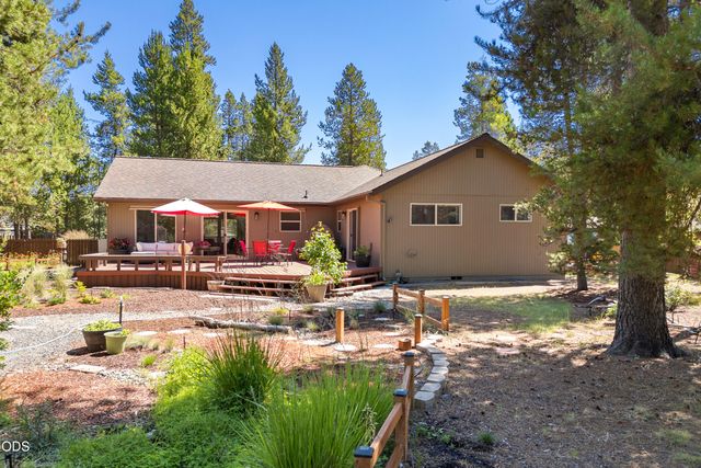 55350 Gross Drive, Bend, OR 97707