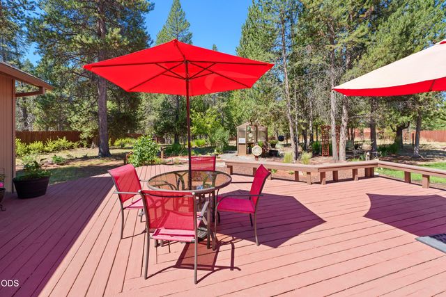 55350 Gross Drive, Bend, OR 97707