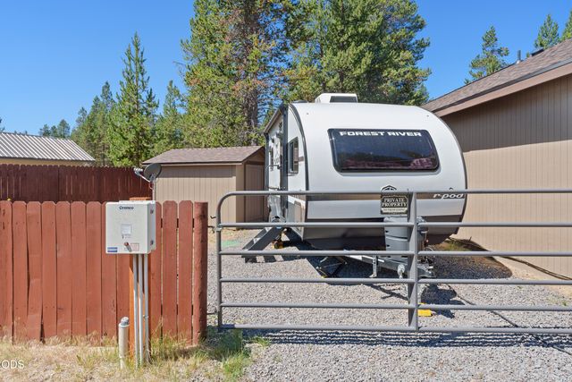 55350 Gross Drive, Bend, OR 97707