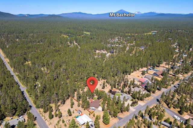 55350 Gross Drive, Bend, OR 97707