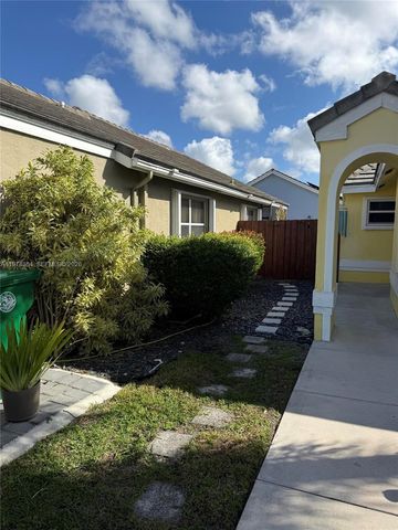 2704 Pinewood Ct 0, Davie, FL 33328