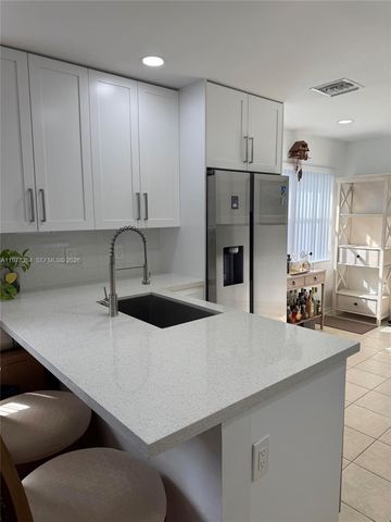 2704 Pinewood Ct 0, Davie, FL 33328