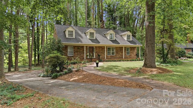 604 Whittington Place, Statesville, NC 28677