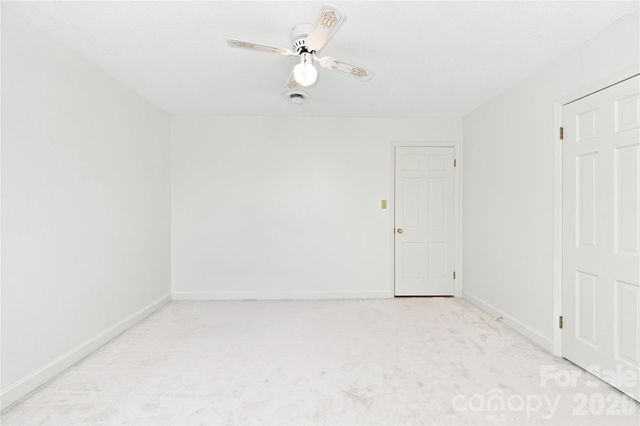 604 Whittington Place, Statesville, NC 28677