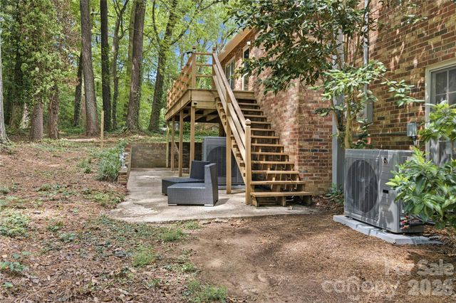 604 Whittington Place, Statesville, NC 28677